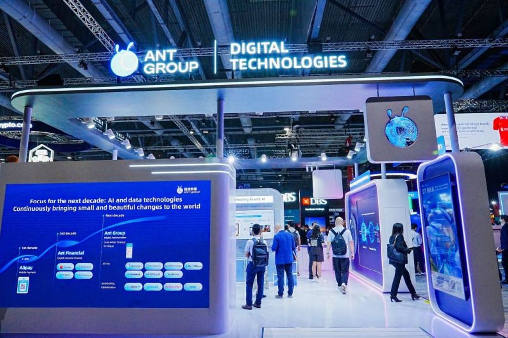 Ant Group Revolutionizes Clean Energy with $8.4B Blockchain Integration